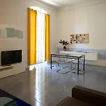 La Casa Di Napoleone Apartmán *
